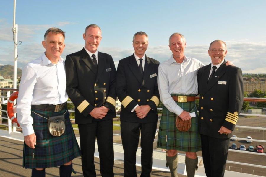 PerryGolf Co-Founder Colin Dalgleish (L) with Azamara Captain and First Mates